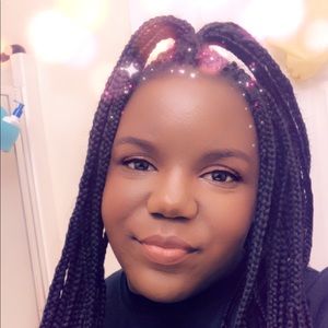 Meet your Posher, Alexalexis